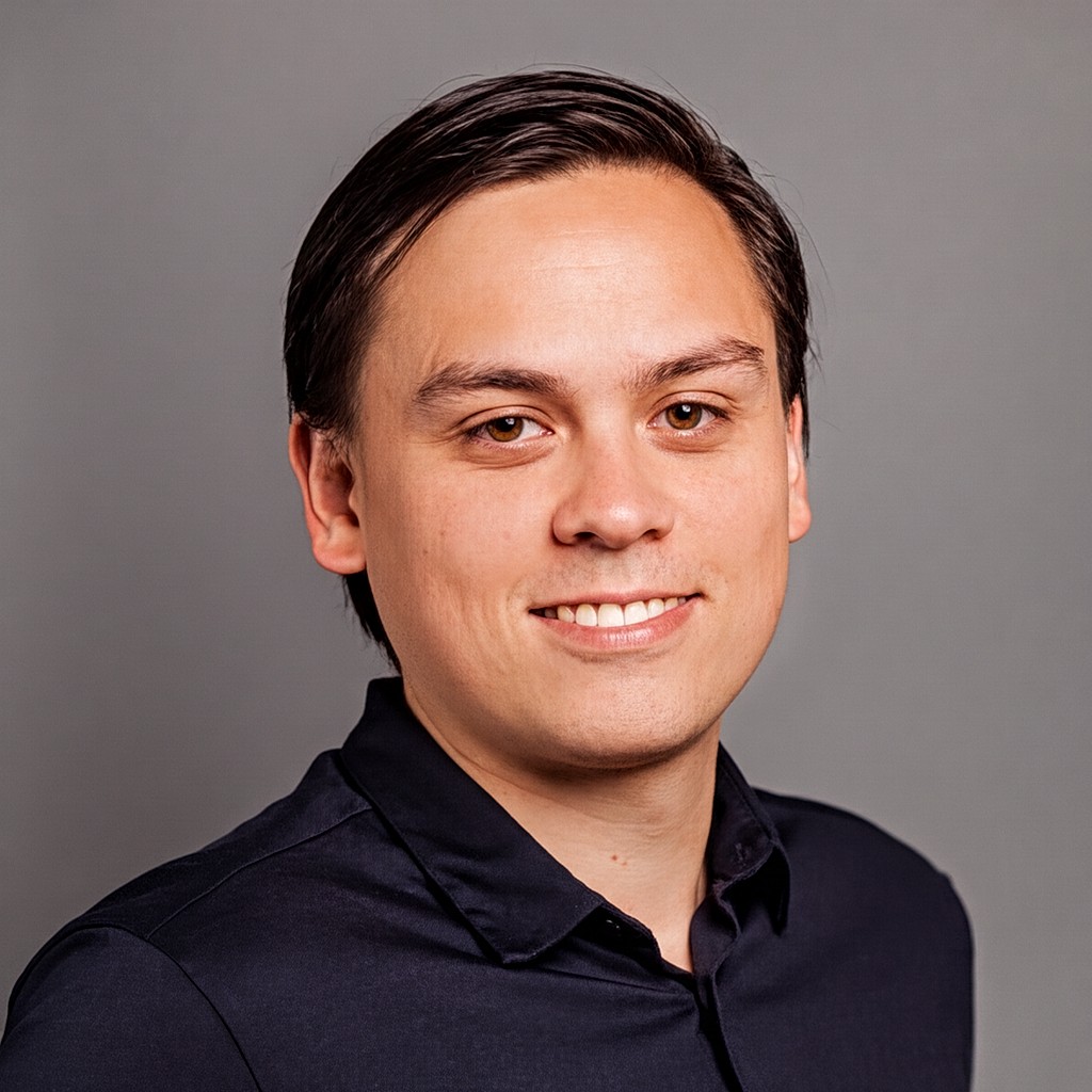 Indra den Bakker